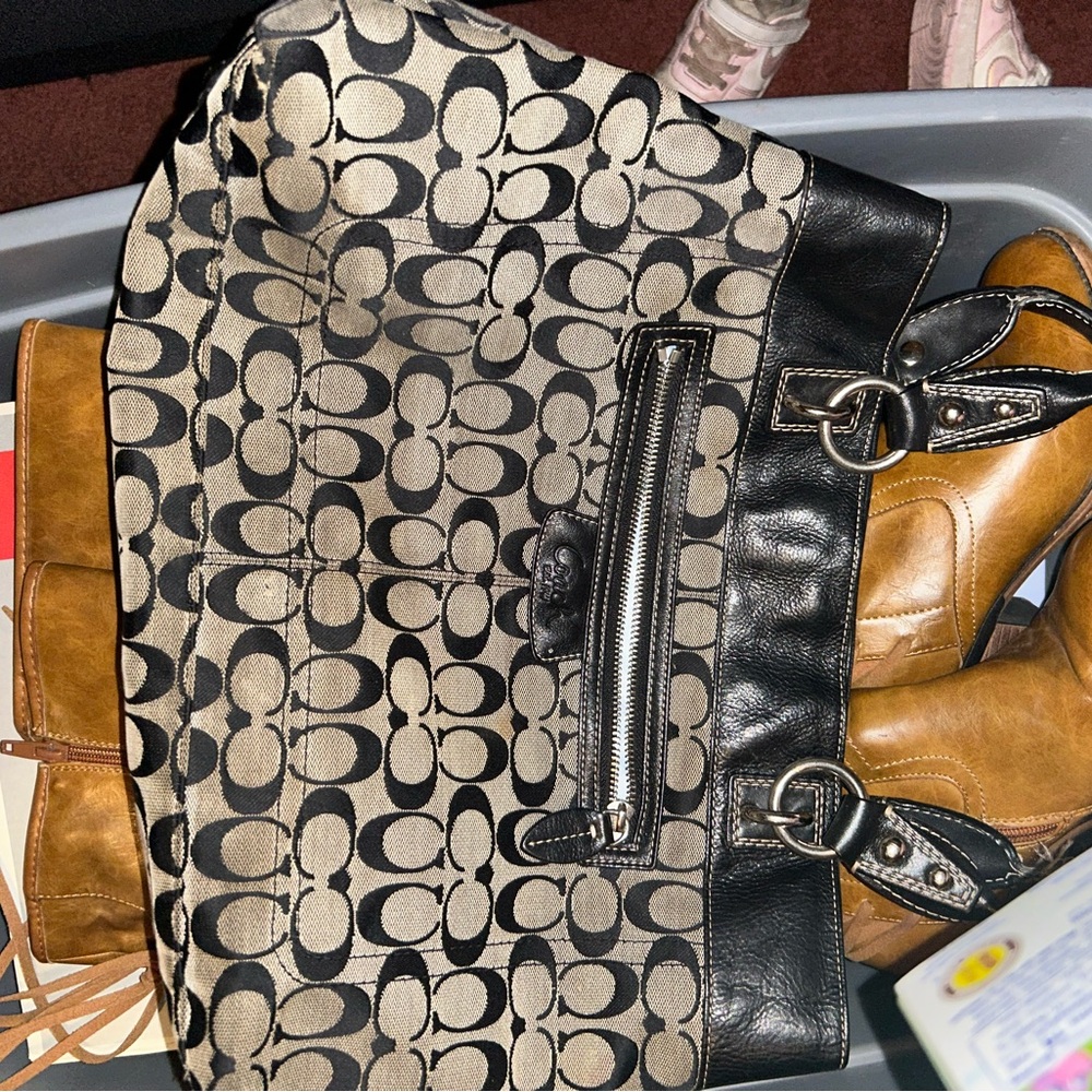 *VINTAGE* Coach Black and Tan Signature Tote